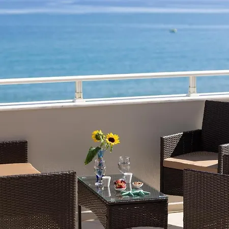 Apartment Seperi Sea & Sun