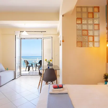 Seperi Sea & Sun Apartment *